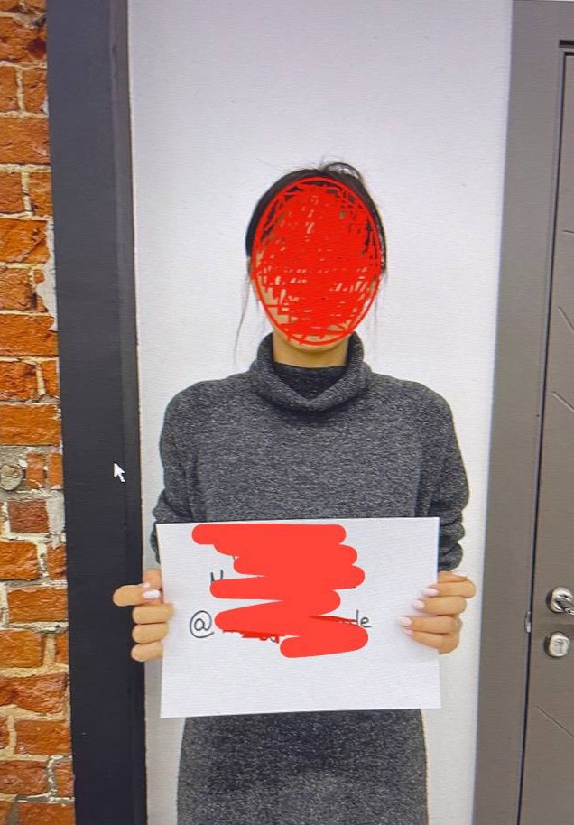 Пример фото с листком и кодом для восстановления Instagram аккаунта